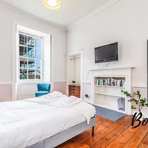  Apartment Belleville Central St James Quarter Free Offsite Parking & Views By Bonjour Residences